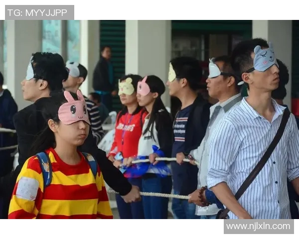 探索广州极限运动队的默契配合与团队精神之旅